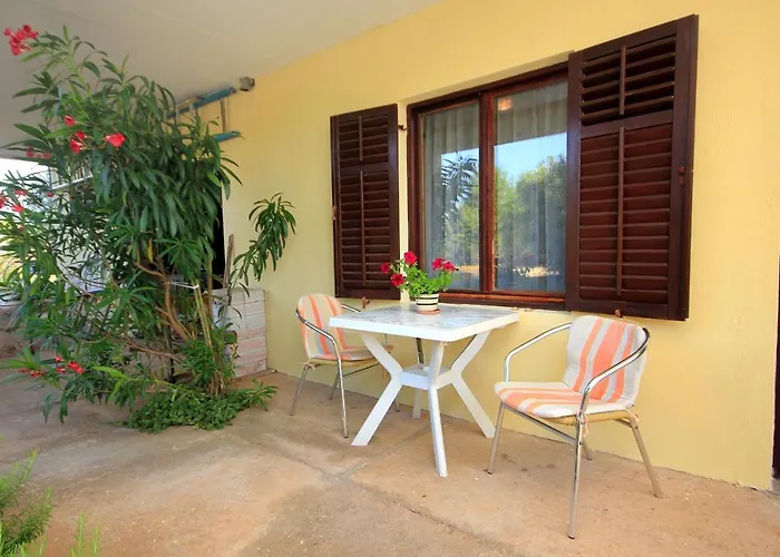 Apartamento With Parking Space Zaglav, Dugi Otok - 878