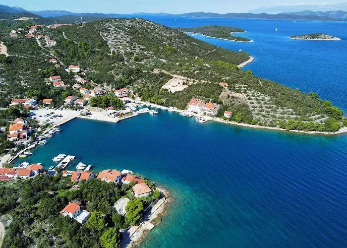 With Parking Space Zaglav, Dugi Otok - 878 Апартаменты Zaglav